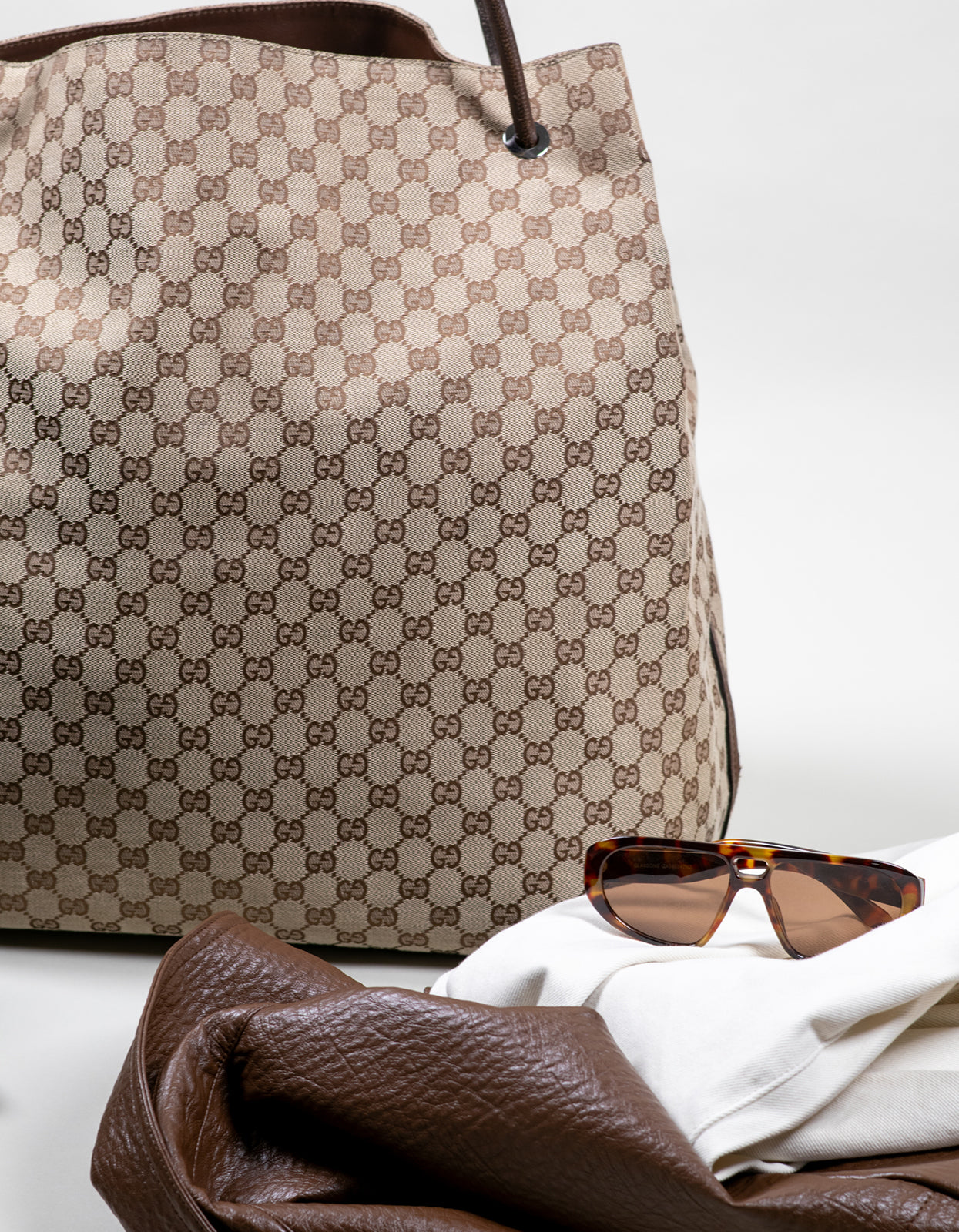 Gucci GG Canvas Gifford Tote