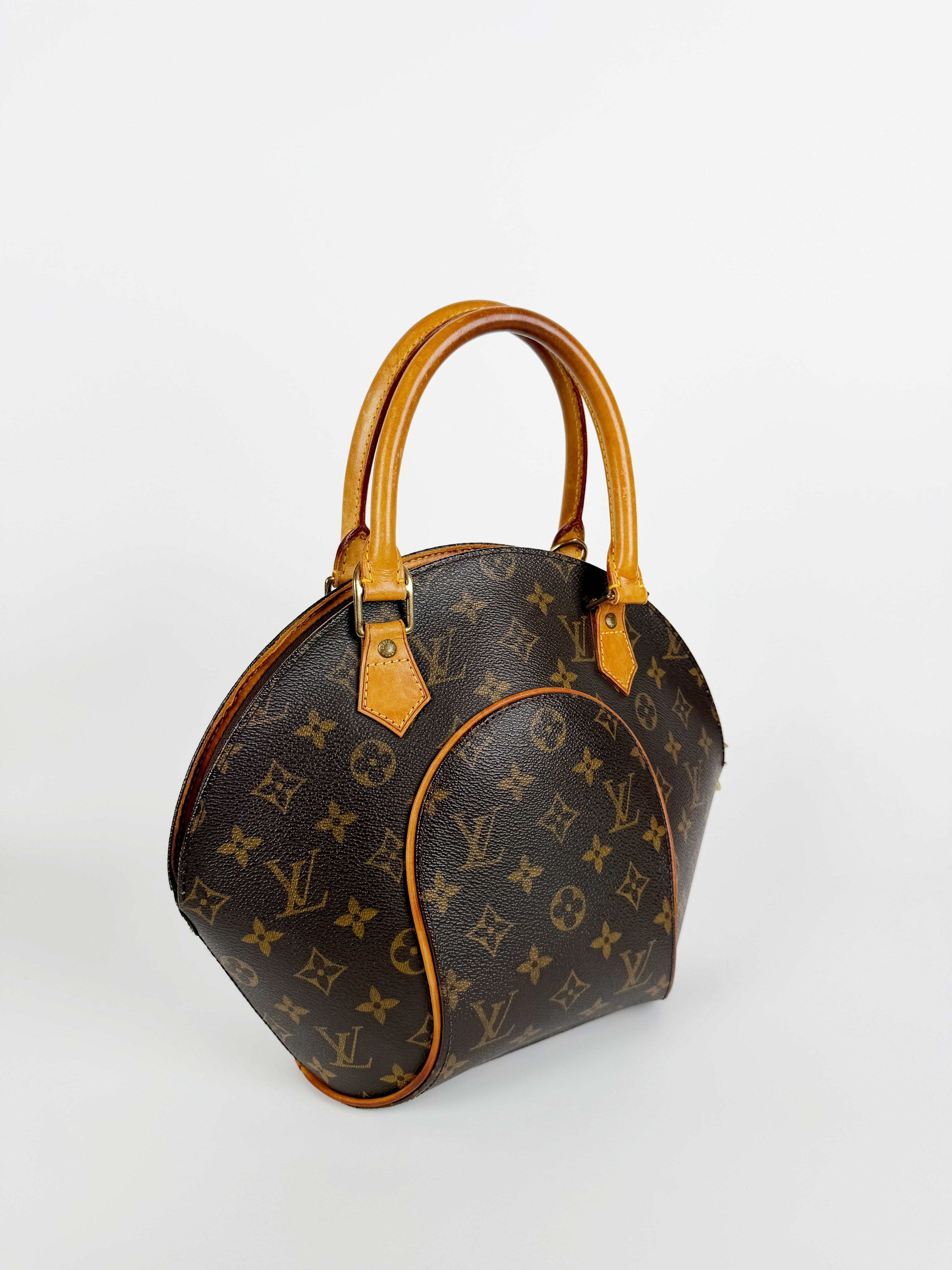 Louis Vuitton Monogram Ellipse PM