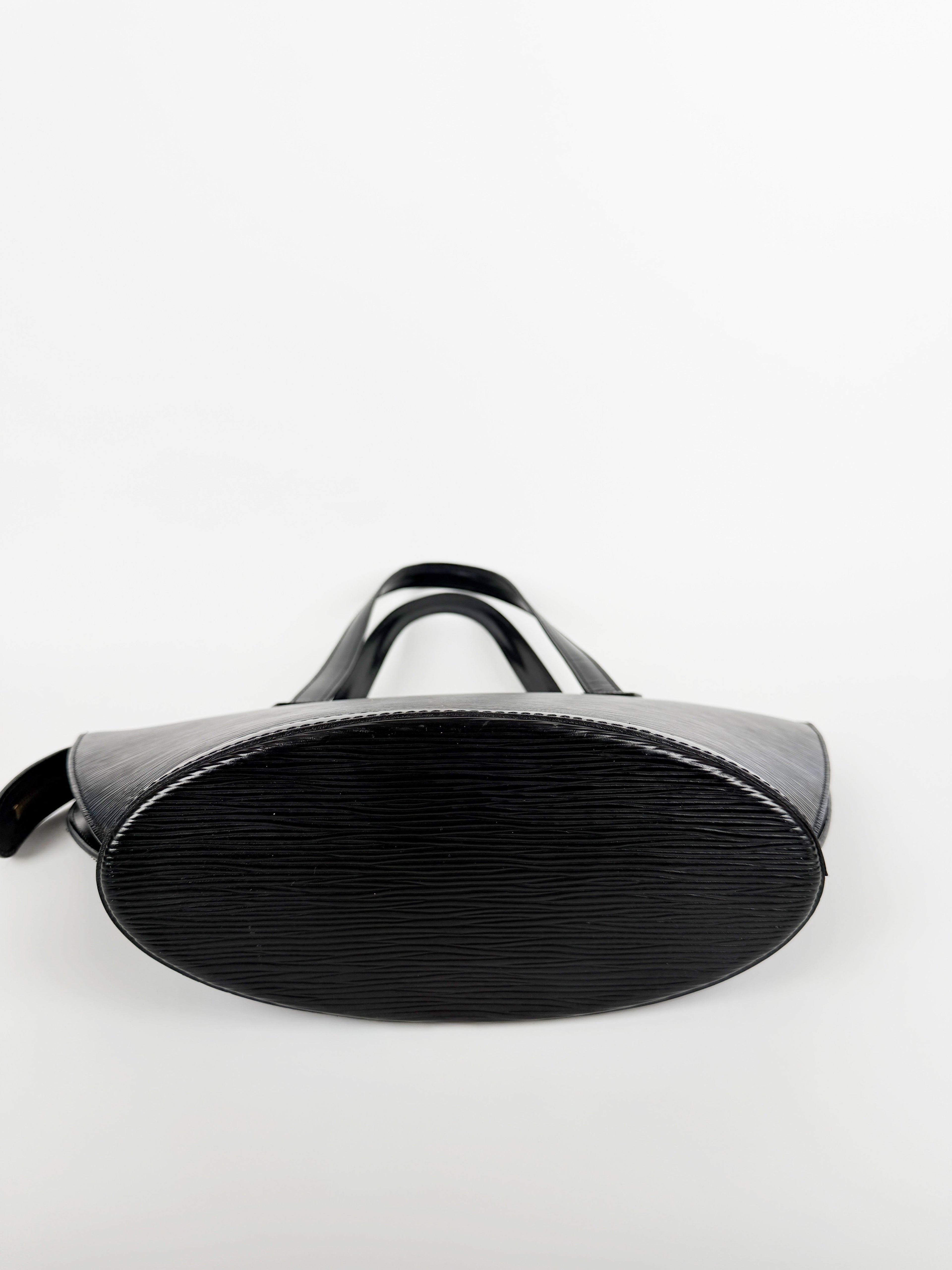 Black Epi Leather Saint Jacques