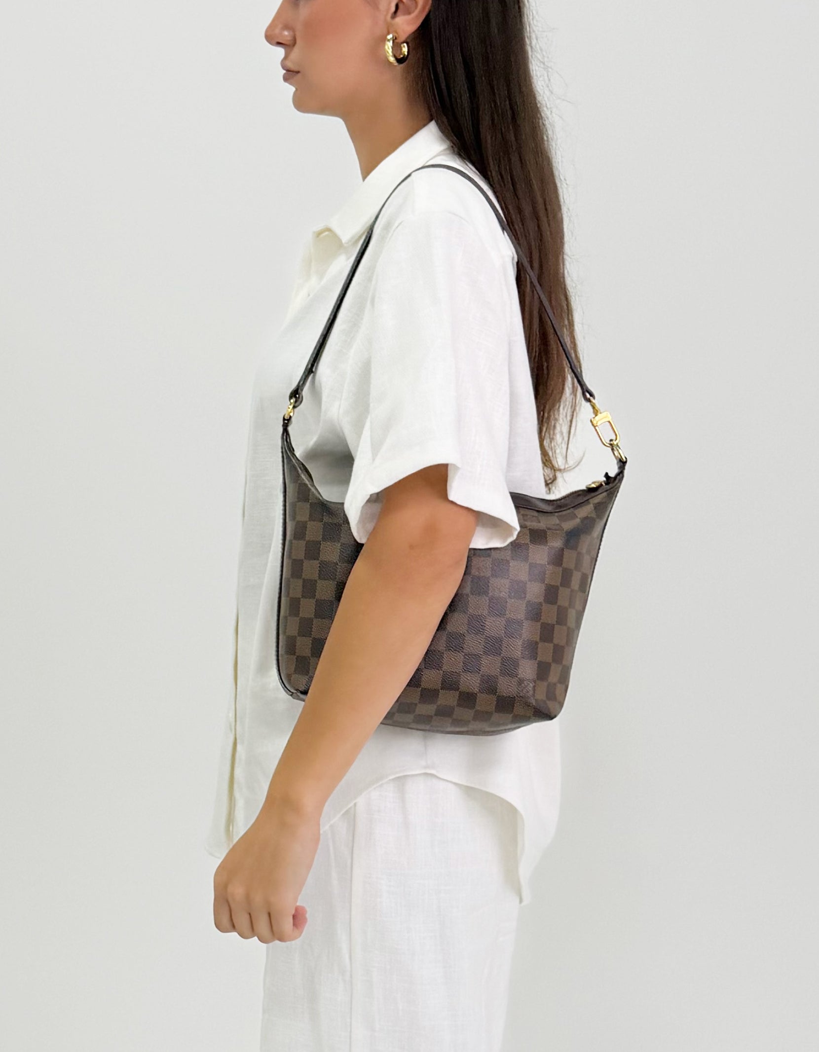 Louis Vuitton Damier Ebene Illovo MM