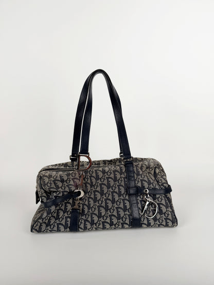 Oblique Trotter Boston