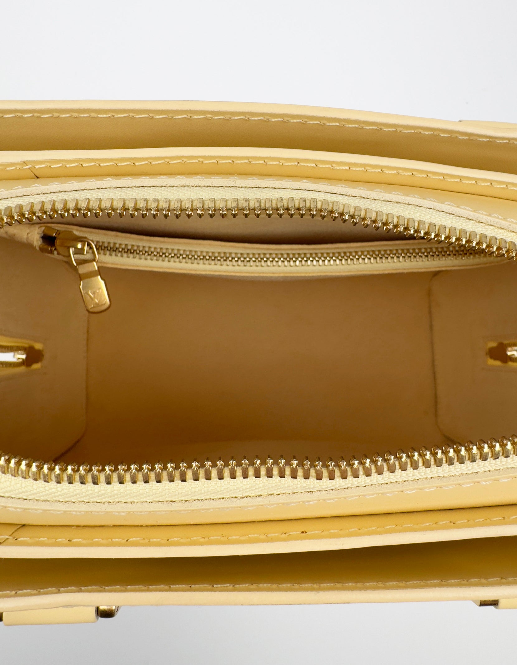 Epi Pont Neuf Hand Bag