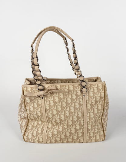 Trotter Canvas Romantic Chain